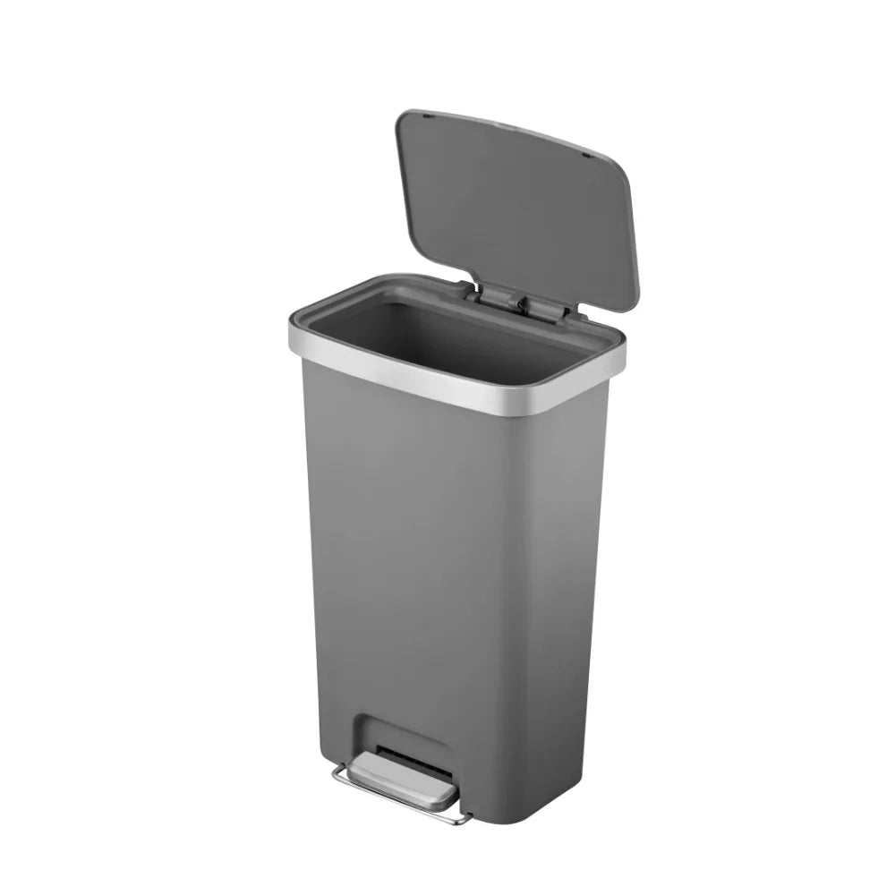 13 Gallon Rubbish Bin